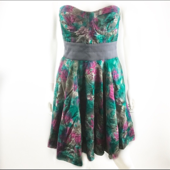 Elizabeth and James Dresses & Skirts - Elizabeth James Strapless Floral Dress Corset Silk